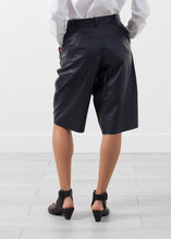 Load image into Gallery viewer, Feather Weight Short